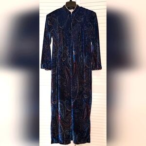 Expressions Blue Paisley Robe